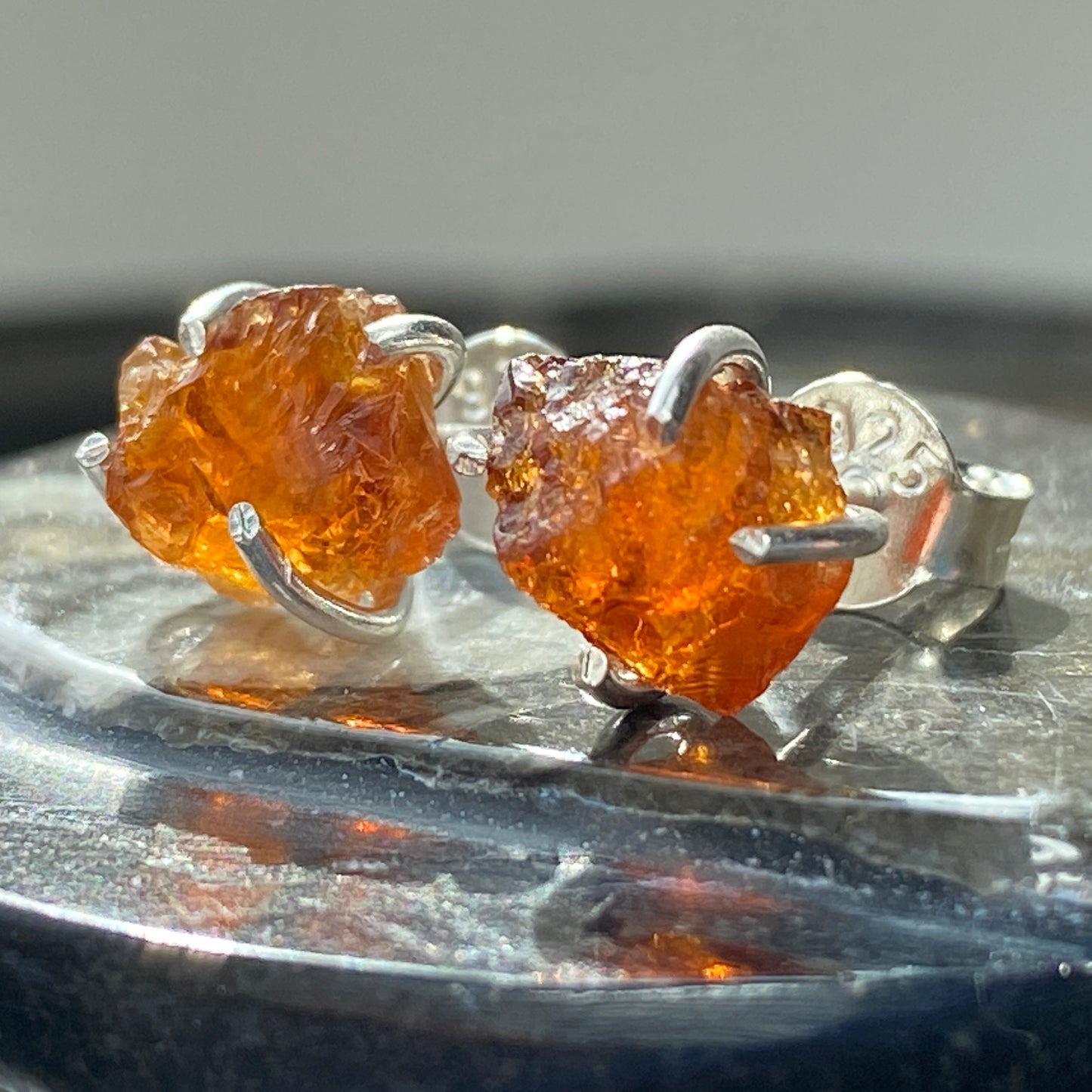 Zitrin Rohstein Ohrstecker