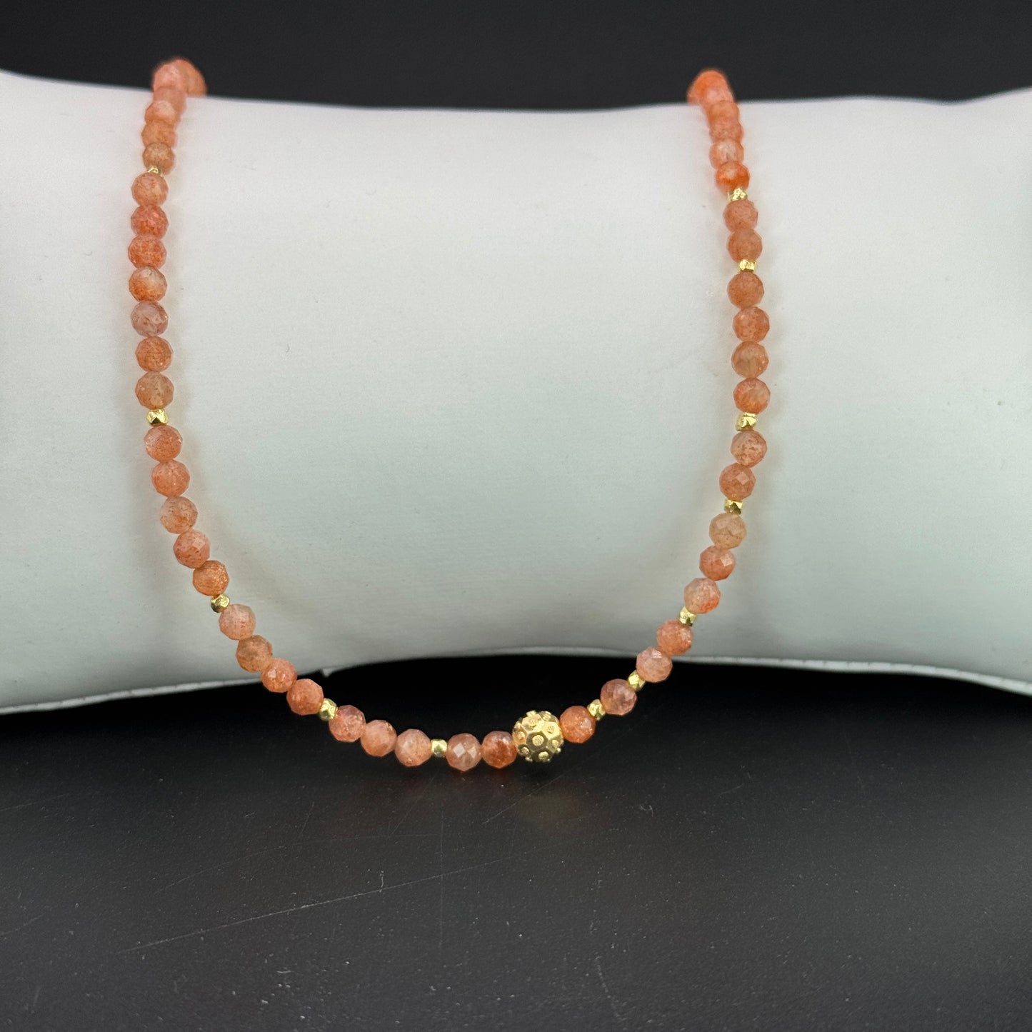 Sonnenstein Kette – facettierte Premium-Perlen & 925 Silber vergoldet