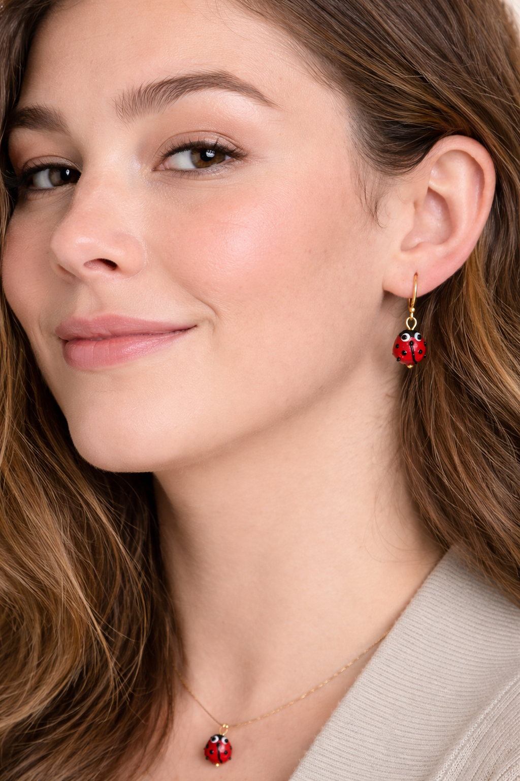 Marienkäfer Ohrringe aus vergoldetem Silber – Glücksbringer